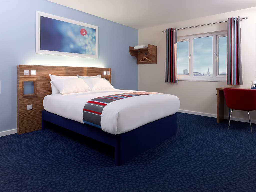 Travelodge Ely Habitación foto
