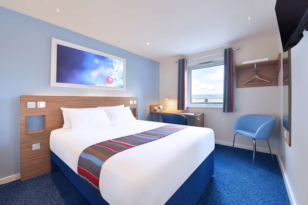 Travelodge Ely Habitación foto