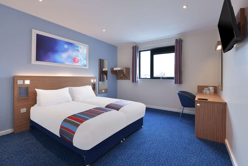 Travelodge Ely Habitación foto